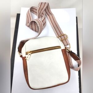 New Crossbody Bag Sturdy Travel Bag with Zippers Durable Strap
